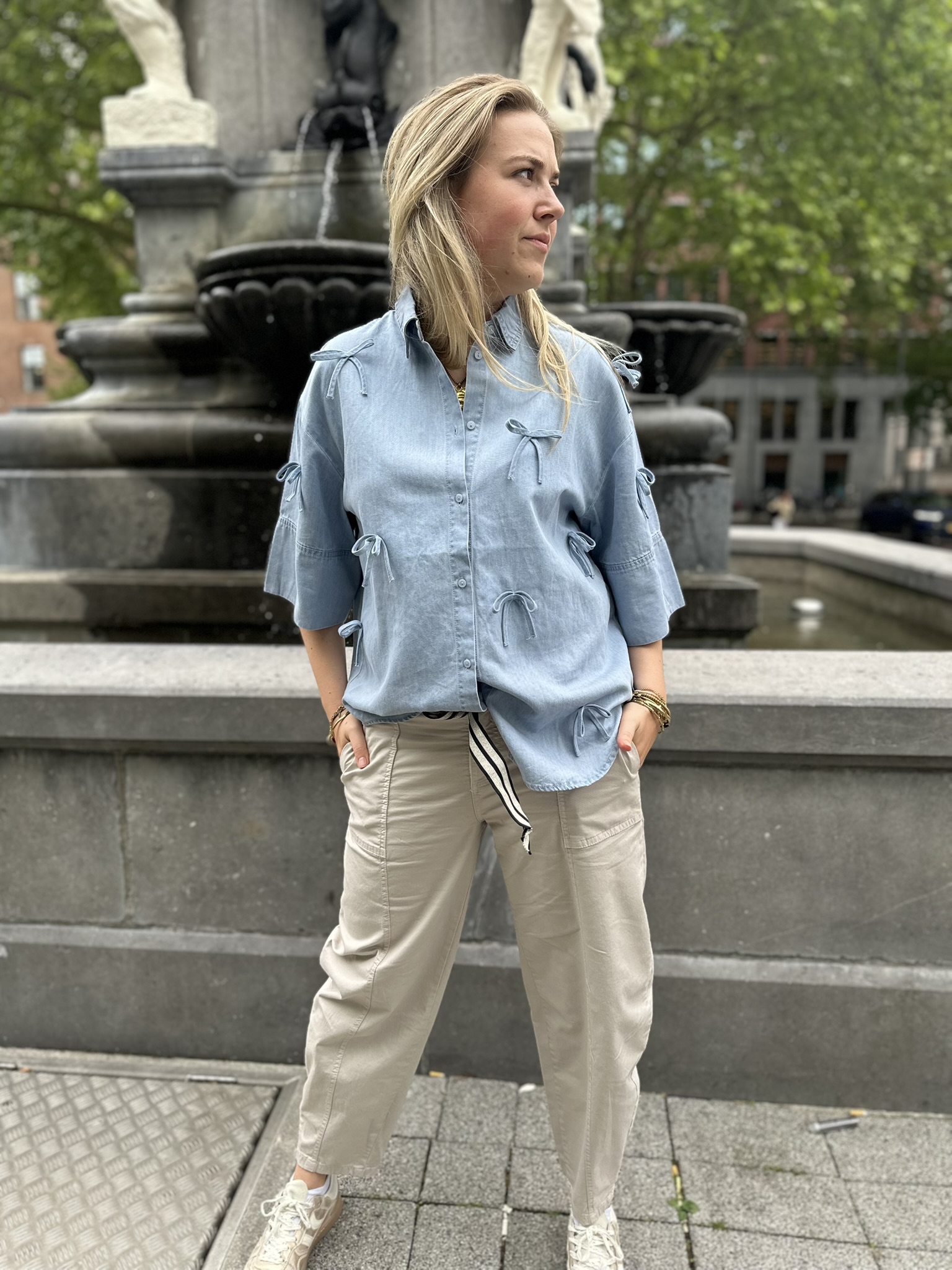 Broek Roos