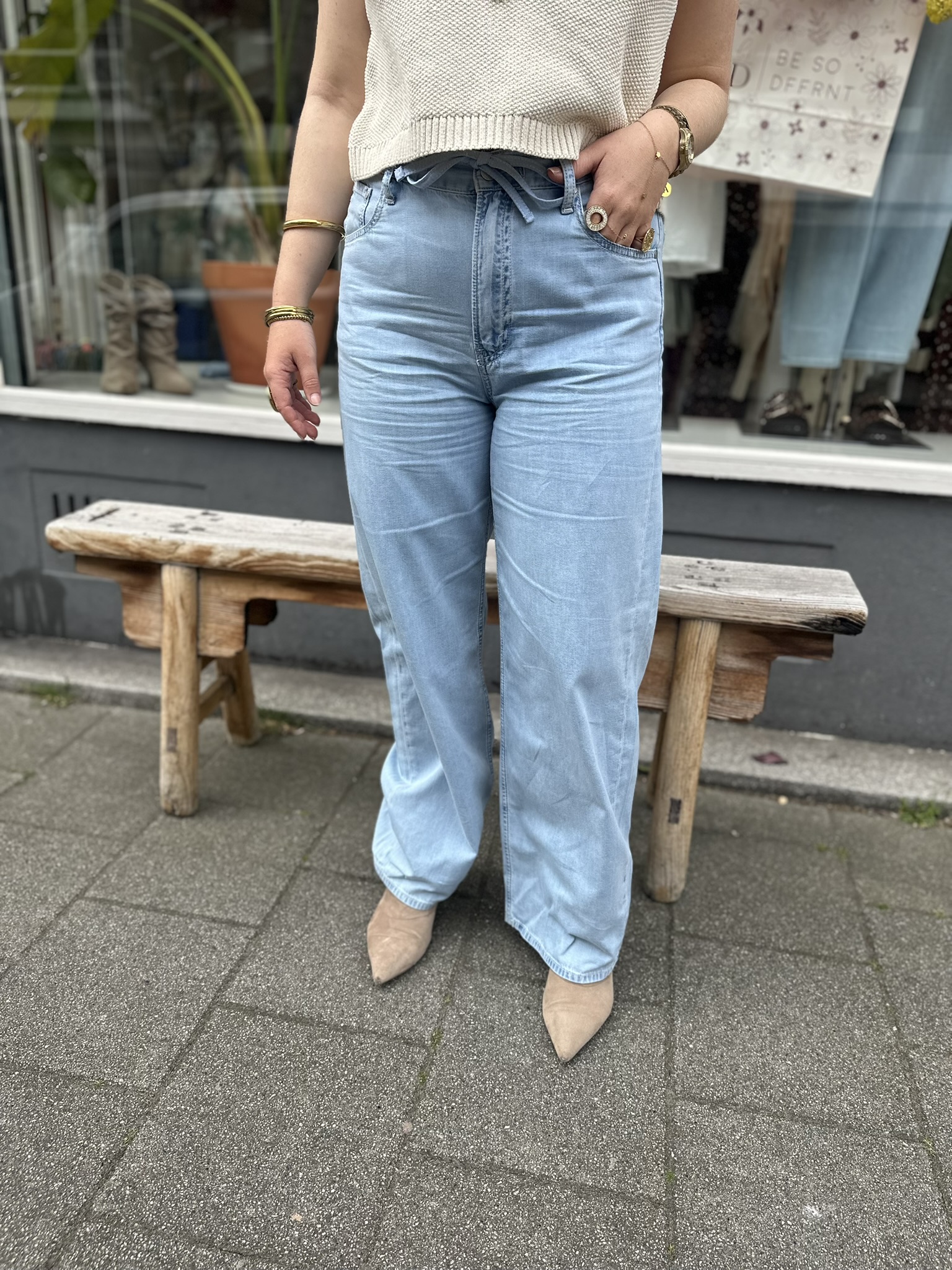 Nella Bleached L32