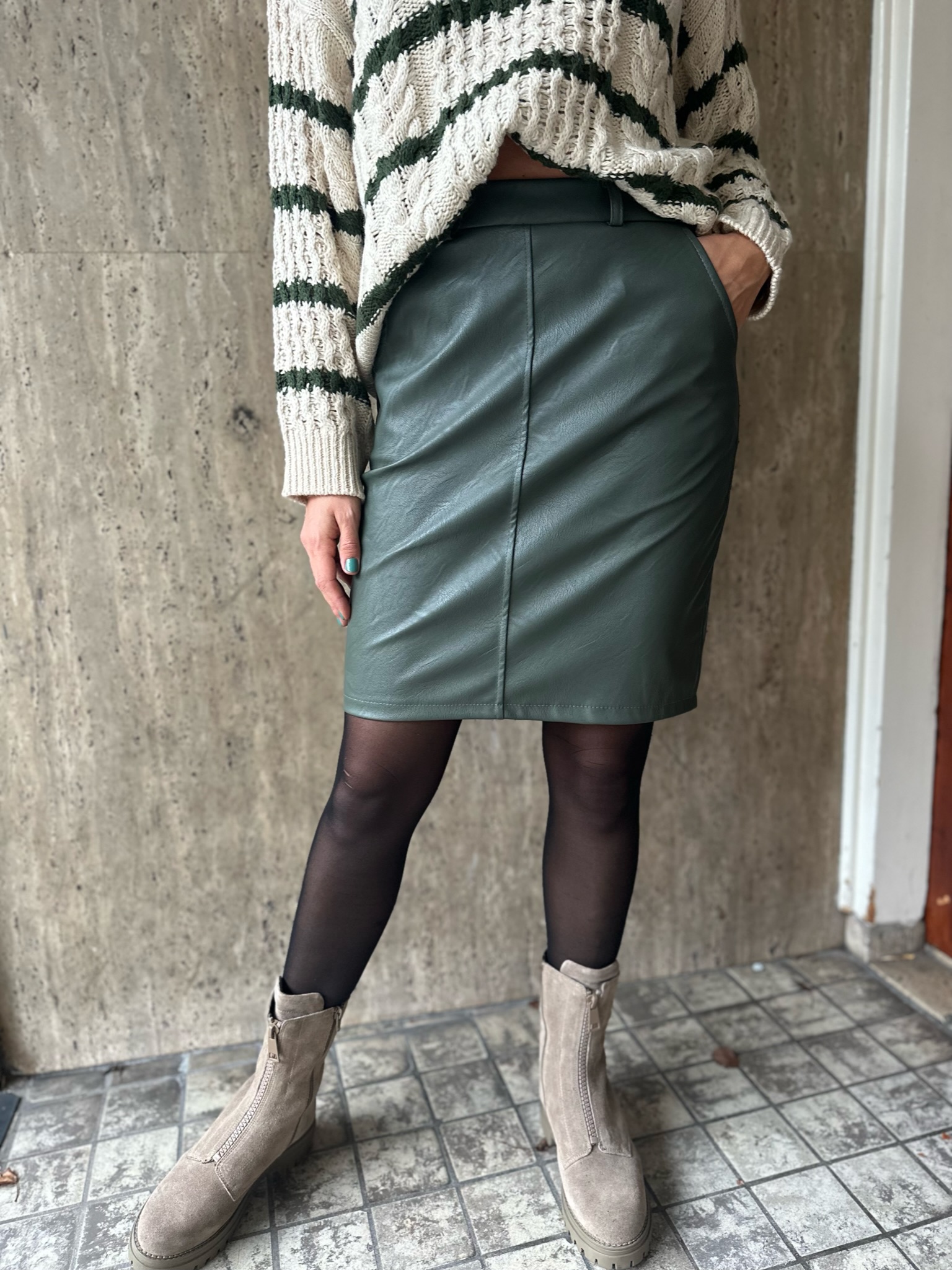 Rok Evie