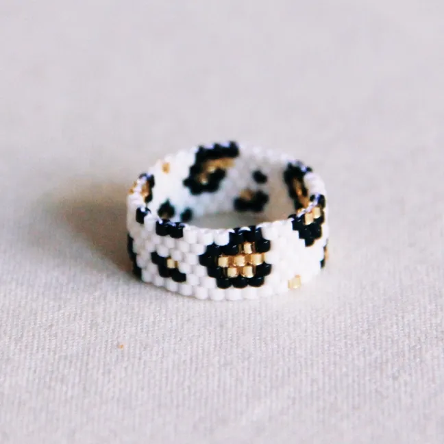 Weef Ring