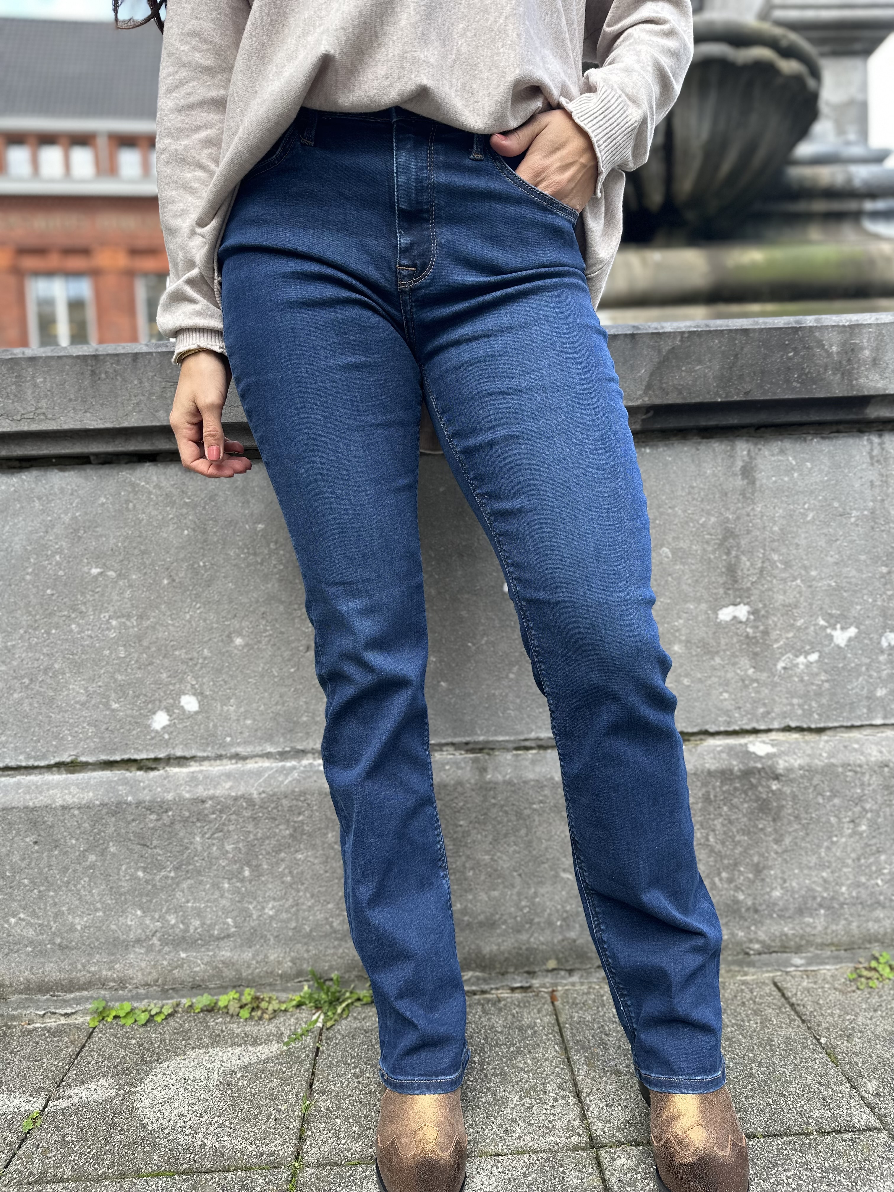 Kendra High-Rise, Straight Leg