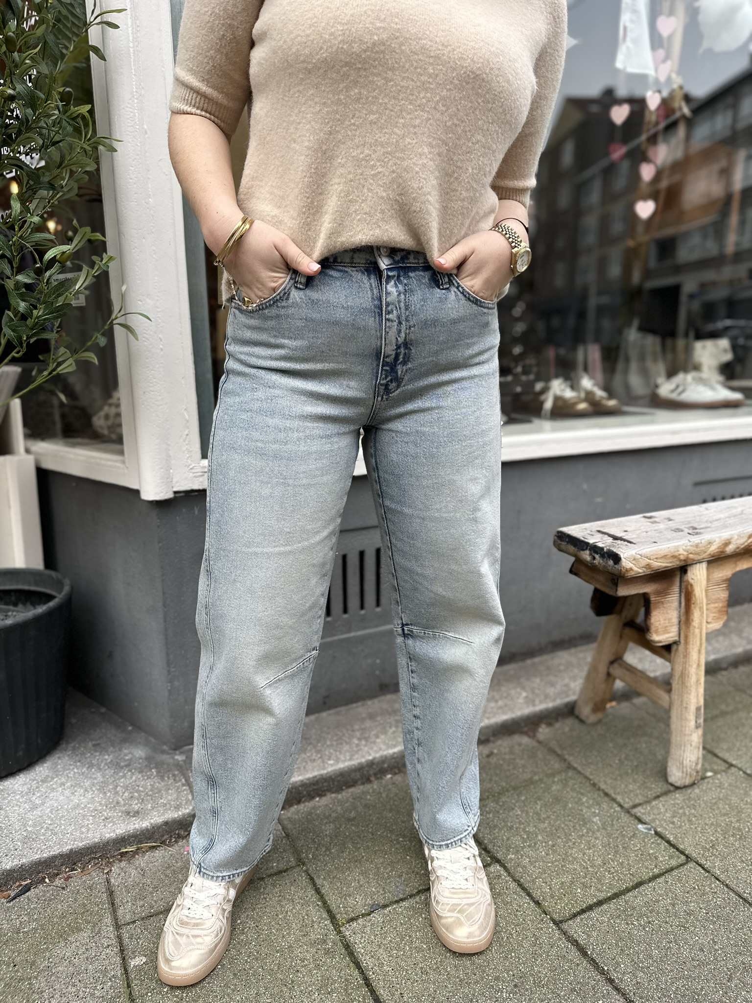 Leila Cut LT Used 90S