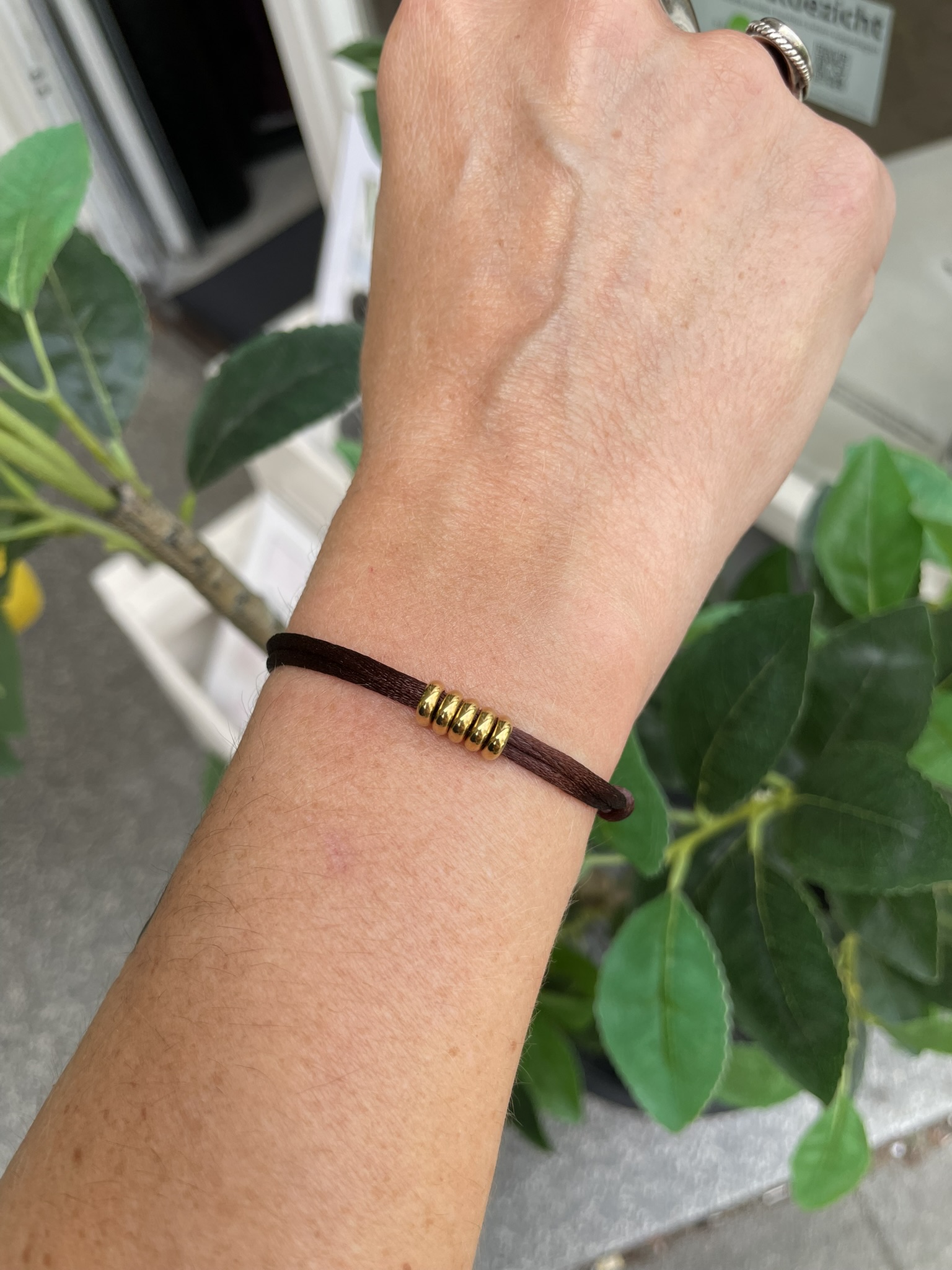 Satijnarmbandje met Ringen