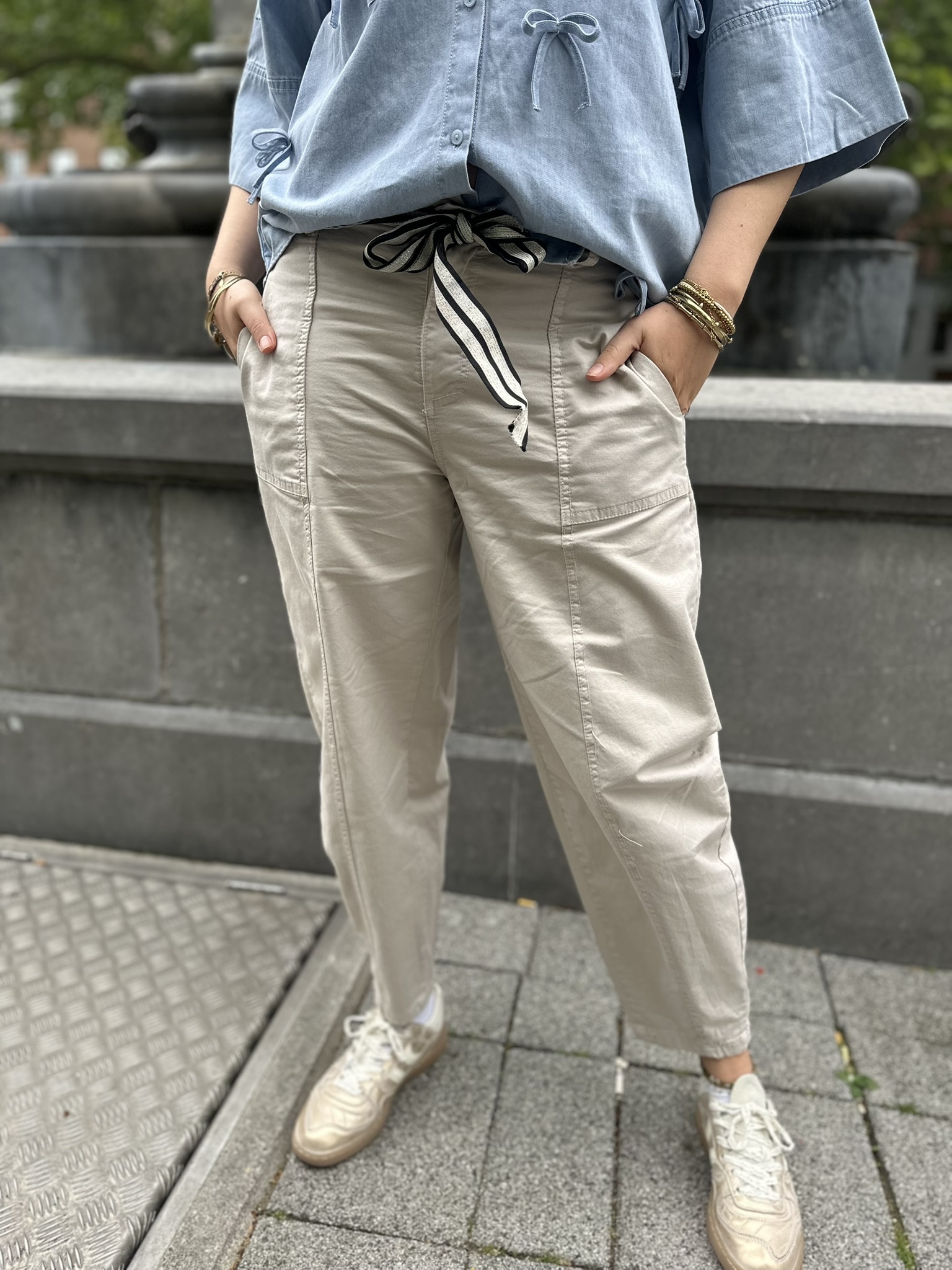 Broek Roos