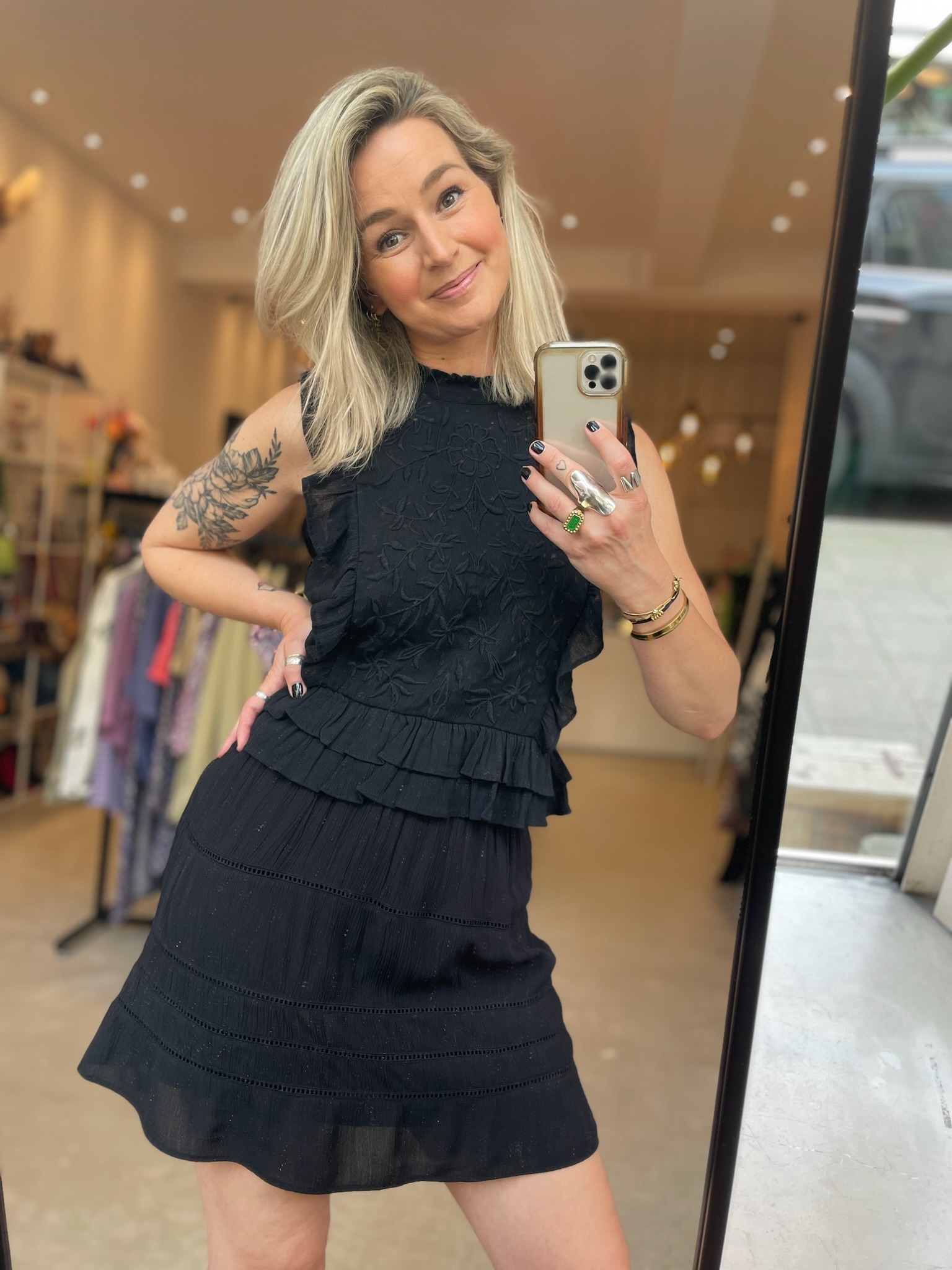 Noa Embroidery top