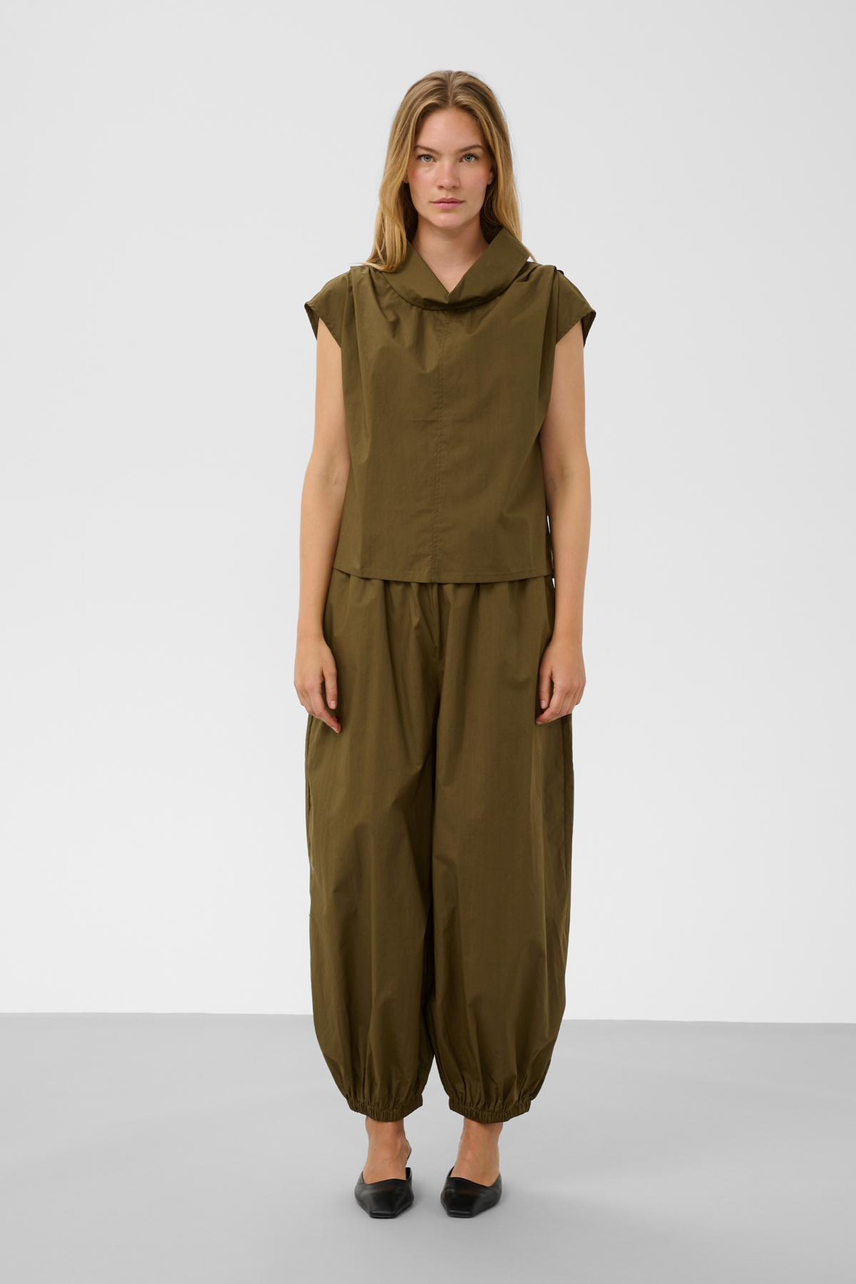 Molopo Pants